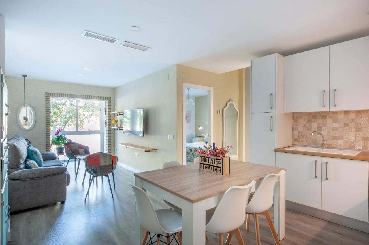 Casa Valentina: Confort Y Luz En Sevilla Centro Buitenkant foto